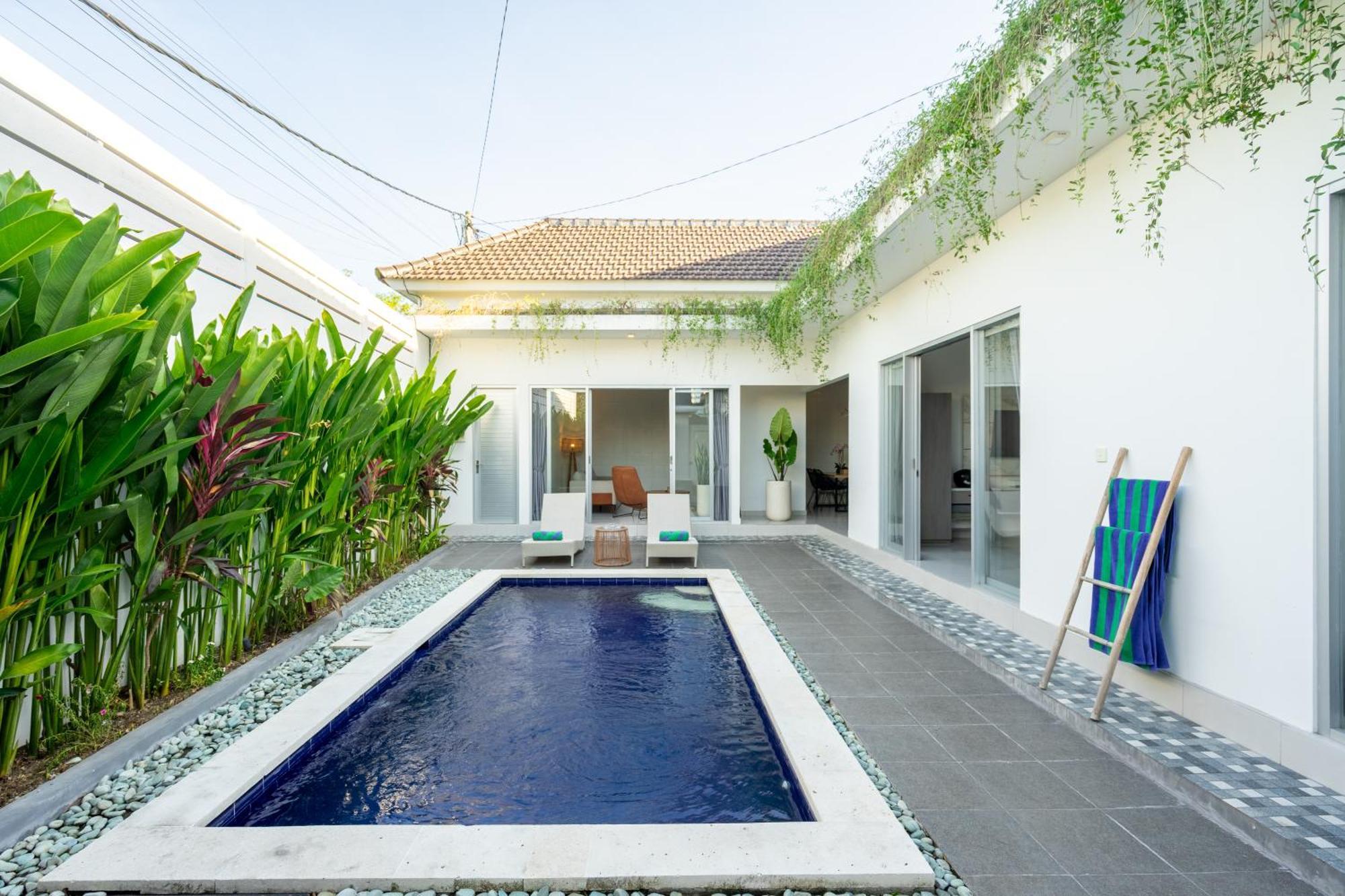 Villa The Kakadu - A New Modern 2br With Private Pool In Seminyak